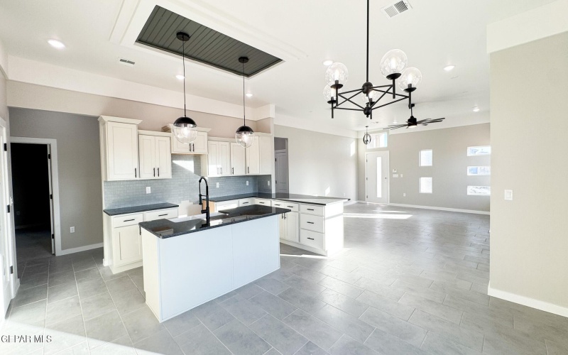 15009 Ambition Avenue, El Paso, TX 79938, 3 Bedrooms Bedrooms, ,2 BathroomsBathrooms,Residential,For Sale,15009 Ambition Avenue,0,933586