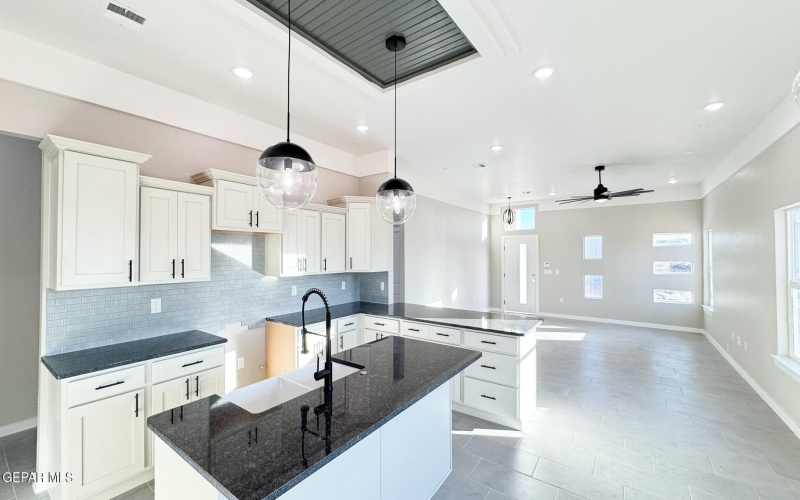 15009 Ambition Avenue, El Paso, TX 79938, 3 Bedrooms Bedrooms, ,2 BathroomsBathrooms,Residential,For Sale,15009 Ambition Avenue,0,933586