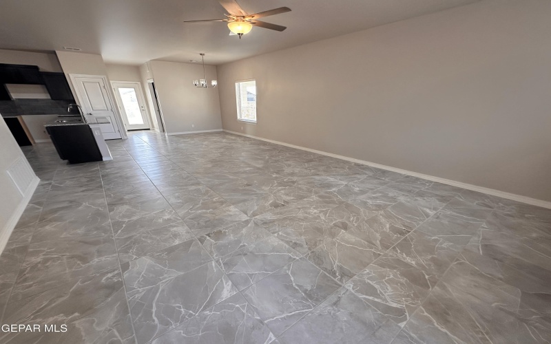 12828 GIOVANNI GRAJEDA Avenue, El Paso, TX 79928, 3 Habitaciones Habitaciones , ,2 BañosBaños,Residential,En Venta,12828 GIOVANNI GRAJEDA Avenue,0,933587