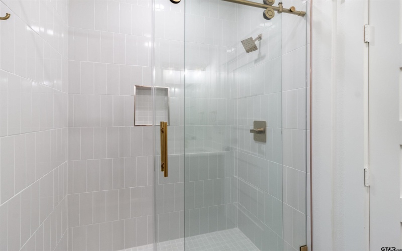 221 Brookside Dr, Hideaway, TX 75771, 4 Habitaciones Habitaciones , ,3 BañosBaños,Residential,En Venta,221 Brookside Dr,0,25016537