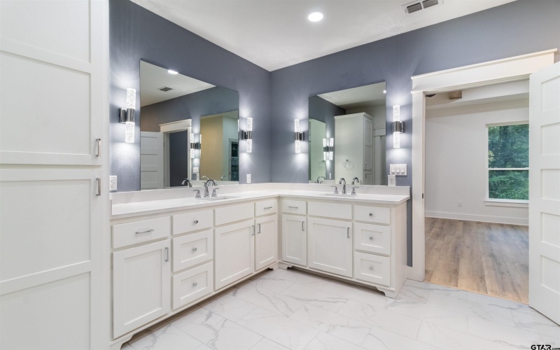 221 Brookside Dr, Hideaway, TX 75771, 4 Habitaciones Habitaciones , ,3 BañosBaños,Residential,En Venta,221 Brookside Dr,0,25016537