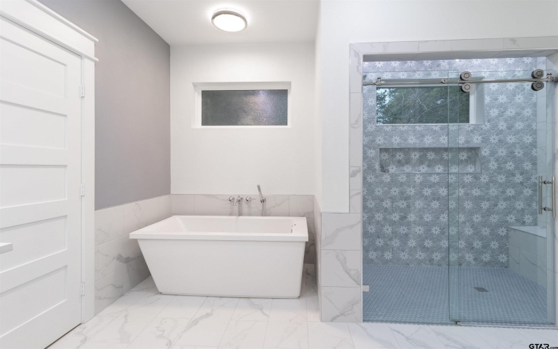 221 Brookside Dr, Hideaway, TX 75771, 4 Habitaciones Habitaciones , ,3 BañosBaños,Residential,En Venta,221 Brookside Dr,0,25016537