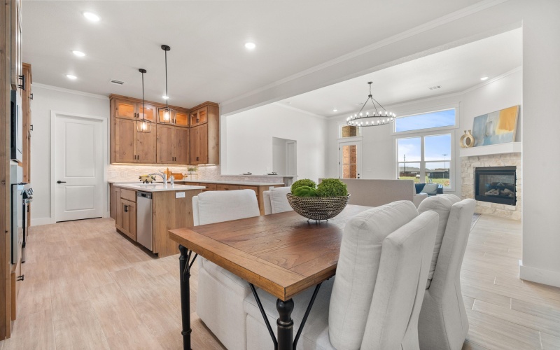 7526 57th Street, Lubbock, TX 79407, 3 Bedrooms Bedrooms, ,3 BathroomsBathrooms,Residential,For Sale,7526 57th Street,0,202562974