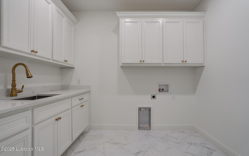 3121 County Rd 7660, Lubbock, TX 79423, 4 Bedrooms Bedrooms, ,3 BathroomsBathrooms,Residential,For Sale,3121 County Rd 7660,0,202563017