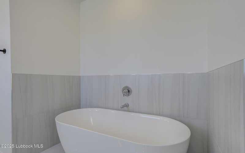 3121 County Rd 7660, Lubbock, TX 79423, 4 Bedrooms Bedrooms, ,3 BathroomsBathrooms,Residential,For Sale,3121 County Rd 7660,0,202563017