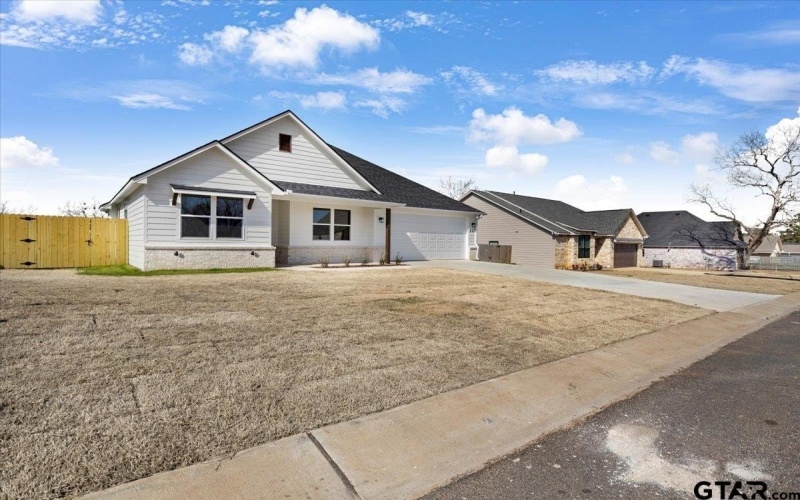 220 Nolan Farms Rd, Winona, TX 75792, 3 Habitaciones Habitaciones , ,2 BañosBaños,Residential,En Venta,220 Nolan Farms Rd,25002283