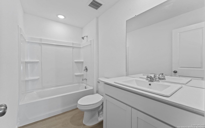 2206 Collins Aly, Converse, TX 78109, 3 Habitaciones Habitaciones , ,2 BañosBaños,Residential,En Venta,2206 Collins Aly,0,1922389