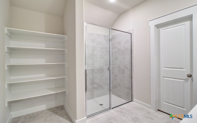 2418 White Daisy Hill, Converse, TX 78109, 5 Habitaciones Habitaciones , ,3 BañosBaños,Residential,En Venta,2418 White Daisy Hill,0,597703