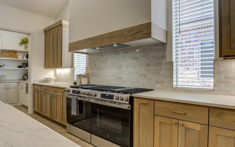 3809 126th Street, Lubbock, TX 79423, 4 Bedrooms Bedrooms, ,3 BathroomsBathrooms,Residential,For Sale,3809 126th Street,0,202563022