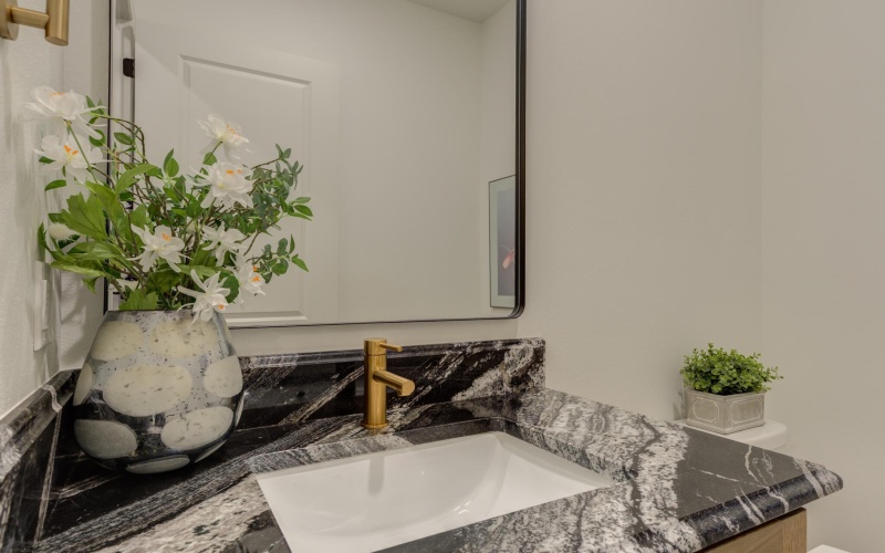 3809 126th Street, Lubbock, TX 79423, 4 Bedrooms Bedrooms, ,3 BathroomsBathrooms,Residential,For Sale,3809 126th Street,0,202563022