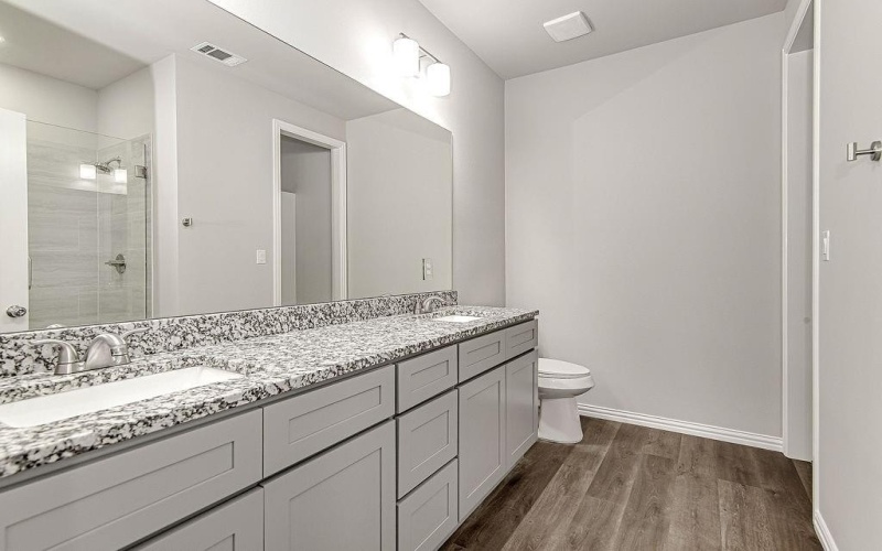 5013 Cottey Street, Fort Worth, TX 76105, 3 Bedrooms Bedrooms, ,2 BathroomsBathrooms,Residential,For Sale,5013 Cottey Street,0,21027101