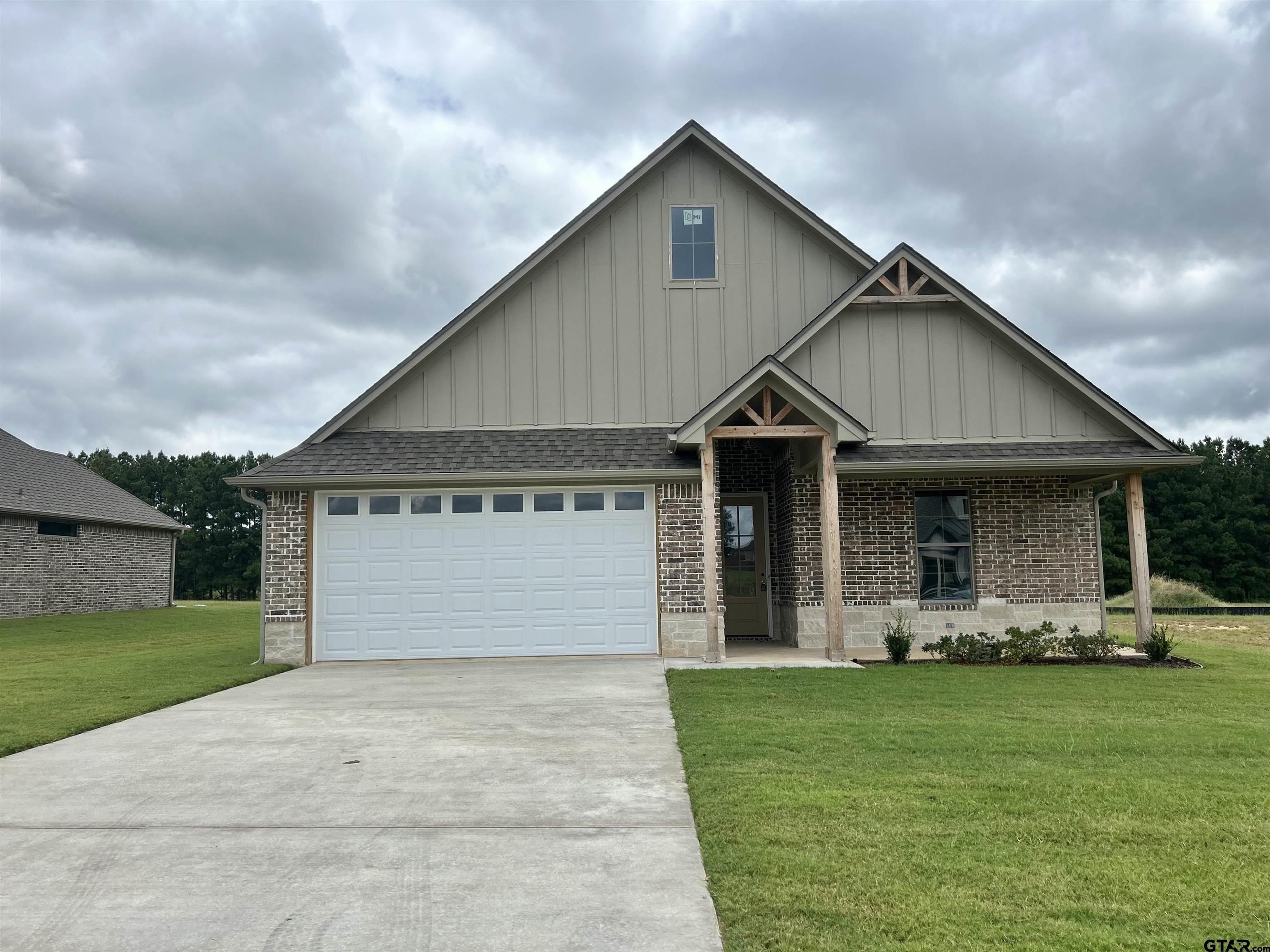 15055 High Country Acres Ln, Tyler, TX 75706, 3 Bedrooms Bedrooms, ,2 BathroomsBathrooms,Residential,For Sale,15055 High Country Acres Ln,25002360