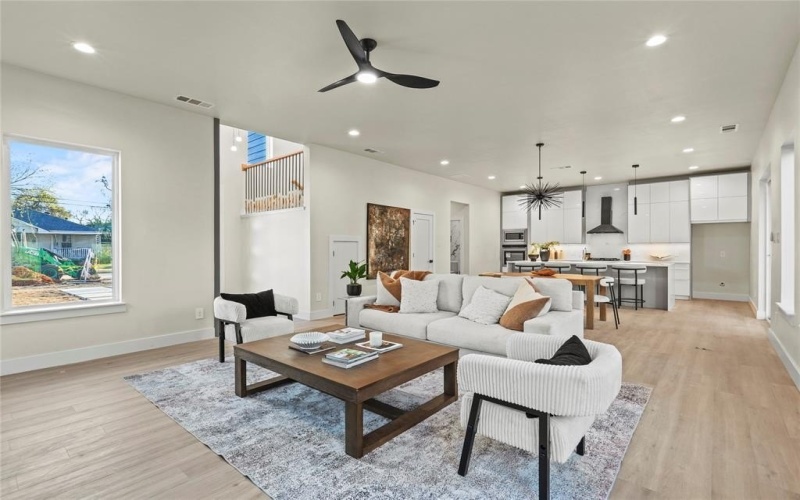 2825 Dorris Street, Dallas, TX 75215, 4 Habitaciones Habitaciones , ,2 BañosBaños,Residential,En Venta,2825 Dorris Street,0,21110351