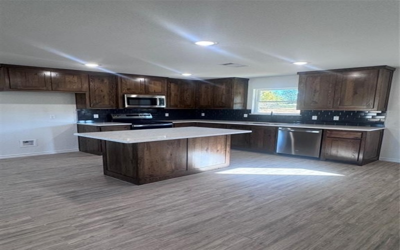 1005 BRADSHAW Court, Springtown, TX 76082, 3 Bedrooms Bedrooms, ,2 BathroomsBathrooms,Residential,For Sale,1005 BRADSHAW Court,0,21110838