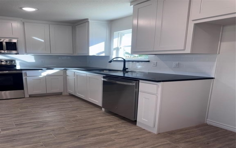 1013 Bradshaw Court, Springtown, TX 76082, 3 Habitaciones Habitaciones , ,2 BañosBaños,Residential,En Venta,1013 Bradshaw Court,0,21110865