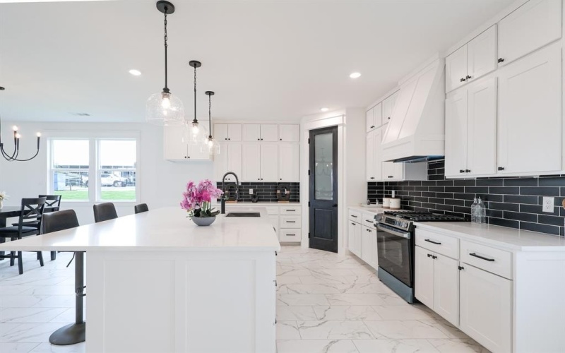 5408 Buggs Place, Fort Worth, TX 76126, 4 Bedrooms Bedrooms, ,3 BathroomsBathrooms,Residential,For Sale,5408 Buggs Place,0,21110931