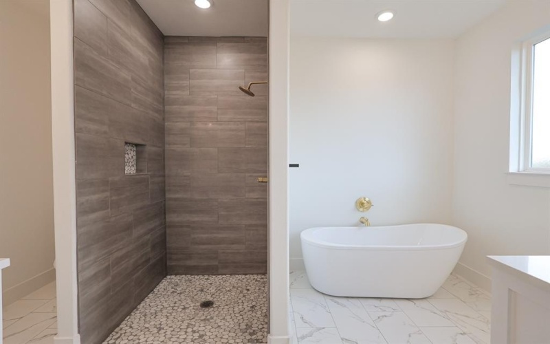 5408 Buggs Place, Fort Worth, TX 76126, 4 Bedrooms Bedrooms, ,3 BathroomsBathrooms,Residential,For Sale,5408 Buggs Place,0,21110931