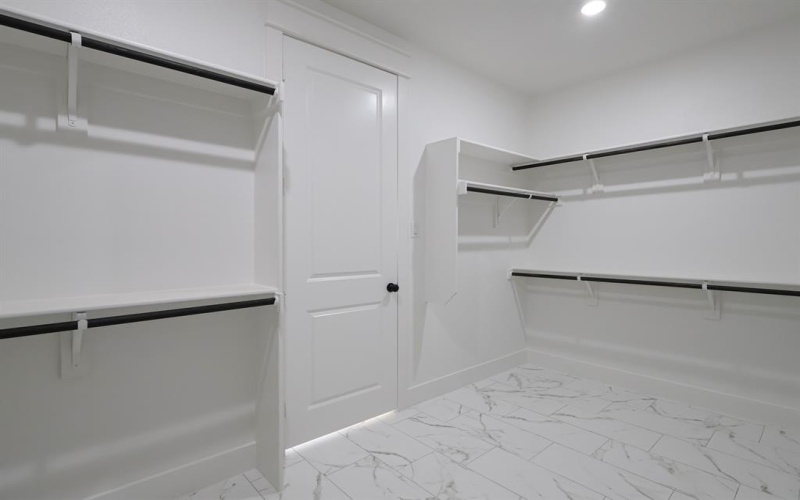 5408 Buggs Place, Fort Worth, TX 76126, 4 Bedrooms Bedrooms, ,3 BathroomsBathrooms,Residential,For Sale,5408 Buggs Place,0,21110931