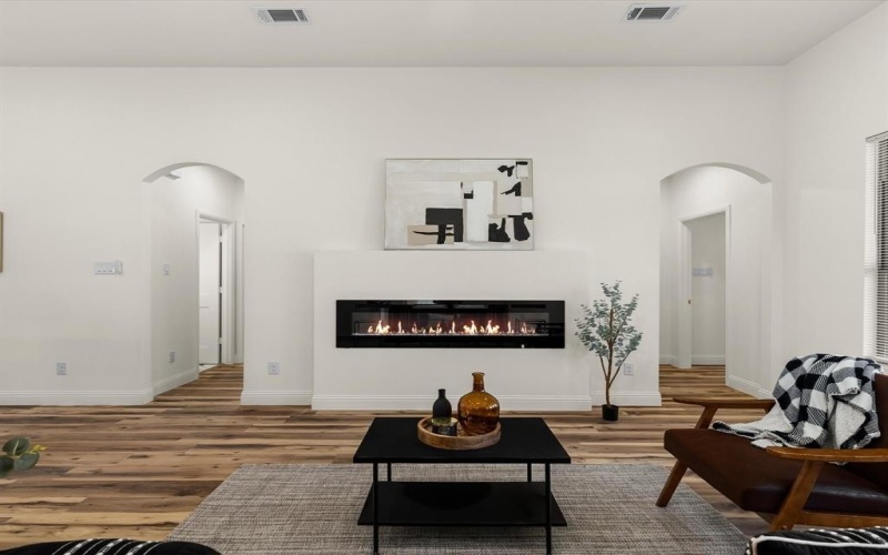 3735 Ada Avenue, Fort Worth, TX 76105, 4 Habitaciones Habitaciones , ,3 BañosBaños,Residential,En Venta,3735 Ada Avenue,0,21111012