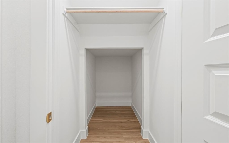 5845 Millar Drive, Dallas, TX 75236, 4 Habitaciones Habitaciones , ,3 BañosBaños,Residential,En Venta,5845 Millar Drive,0,21111051