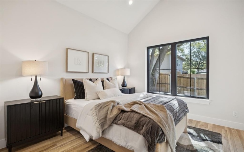 6619 Robin Willow Court, Dallas, TX 75248, 5 Bedrooms Bedrooms, ,6 BathroomsBathrooms,Residential,For Sale,6619 Robin Willow Court,0,21097007