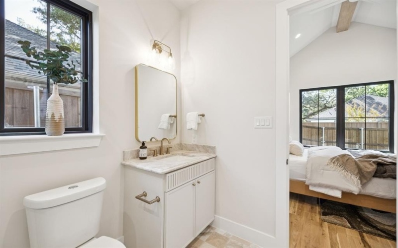 6619 Robin Willow Court, Dallas, TX 75248, 5 Bedrooms Bedrooms, ,6 BathroomsBathrooms,Residential,For Sale,6619 Robin Willow Court,0,21097007