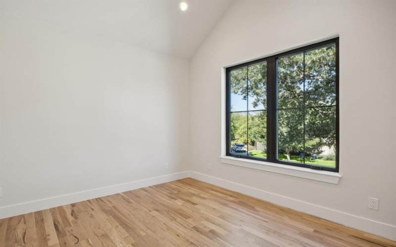 6619 Robin Willow Court, Dallas, TX 75248, 5 Bedrooms Bedrooms, ,6 BathroomsBathrooms,Residential,For Sale,6619 Robin Willow Court,0,21097007