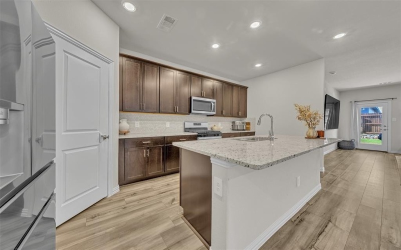 2360 Aspen Hill Drive, Forney, TX 75126, 4 Bedrooms Bedrooms, ,2 BathroomsBathrooms,Residential,For Sale,2360 Aspen Hill Drive,0,21100498