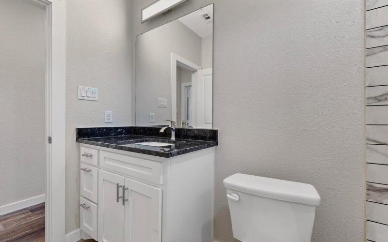 500 Ennis Scott Street, Ferris, TX 75125, 3 Habitaciones Habitaciones , ,2 BañosBaños,Residential,En Venta,500 Ennis Scott Street,0,21107910