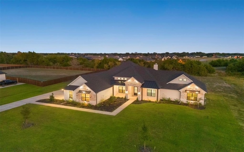 157 Aiden Drive, Waxahachie, TX 75165, 4 Habitaciones Habitaciones , ,3 BañosBaños,Residential,En Venta,157 Aiden Drive,0,21108462