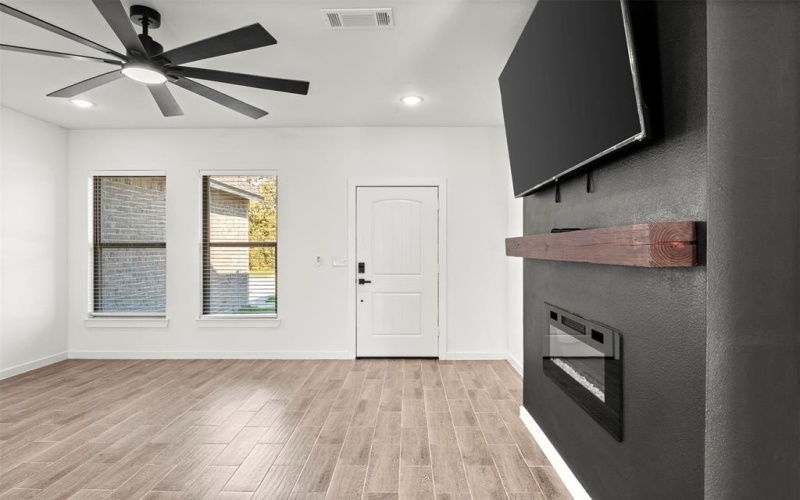 6771 NW County Road 1146, Barry, TX 75102, 3 Bedrooms Bedrooms, ,2 BathroomsBathrooms,Residential,For Sale,6771 NW County Road 1146,0,21108653