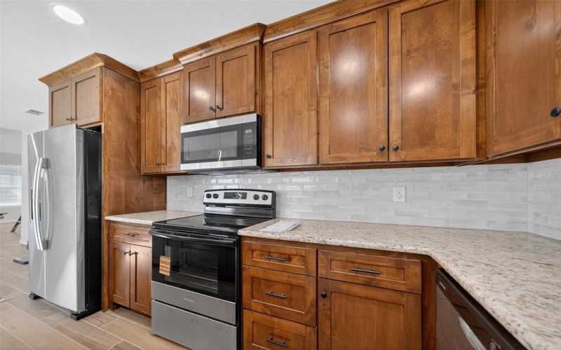 926 S Academy Avenue, Tyler, TX 75701, 3 Habitaciones Habitaciones , ,2 BañosBaños,Residential,En Venta,926 S Academy Avenue,0,21109233