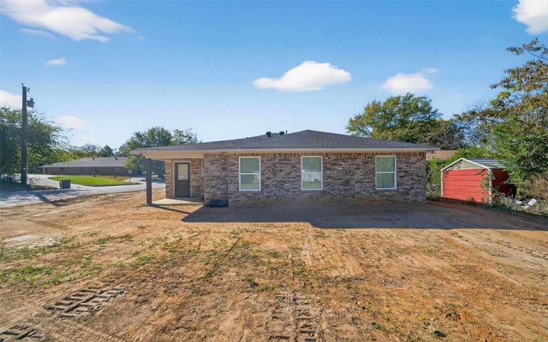 926 S Academy Avenue, Tyler, TX 75701, 3 Habitaciones Habitaciones , ,2 BañosBaños,Residential,En Venta,926 S Academy Avenue,0,21109233