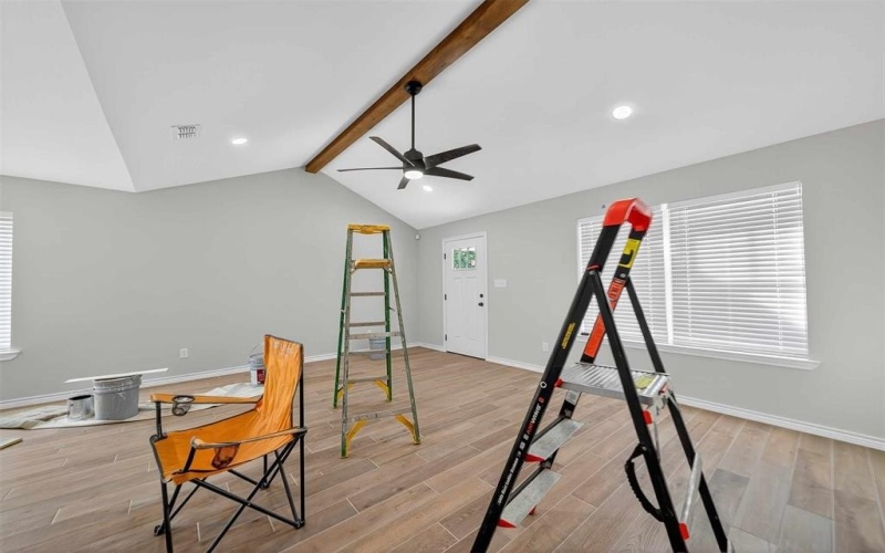 926 S Academy Avenue, Tyler, TX 75701, 3 Habitaciones Habitaciones , ,2 BañosBaños,Residential,En Venta,926 S Academy Avenue,0,21109233