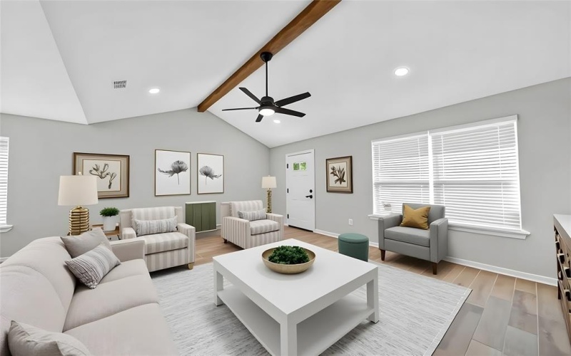 926 S Academy Avenue, Tyler, TX 75701, 3 Habitaciones Habitaciones , ,2 BañosBaños,Residential,En Venta,926 S Academy Avenue,0,21109233