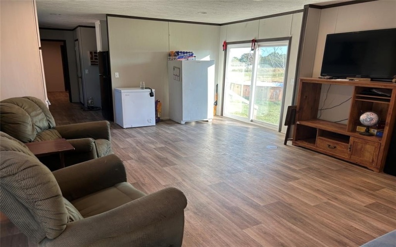 327 VZ COUNTY ROAD 1813, Grand Saline, TX 75140, 3 Bedrooms Bedrooms, ,2 BathroomsBathrooms,Residential,For Sale,327 VZ COUNTY ROAD 1813,0,21109715