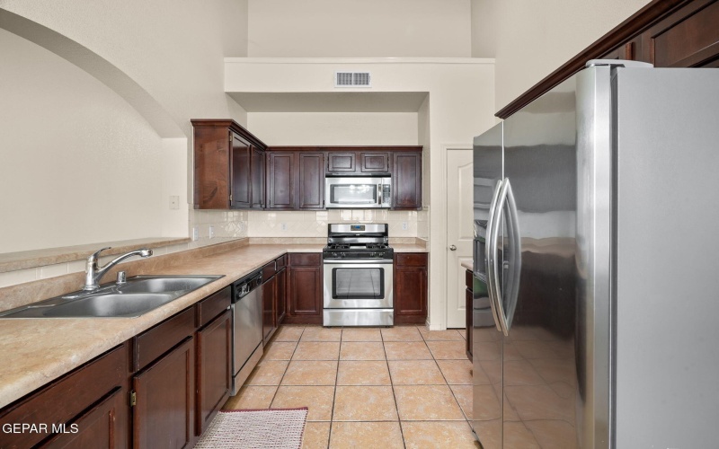 5468 FRANCISCO ROQUE Drive, El Paso, TX 79934, 3 Bedrooms Bedrooms, ,2 BathroomsBathrooms,Residential,For Sale,5468 FRANCISCO ROQUE Drive,0,933635