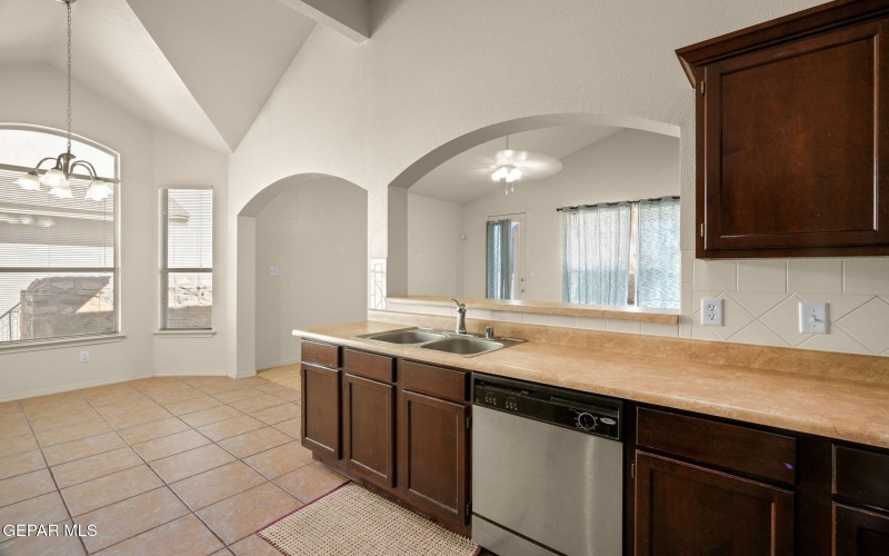 5468 FRANCISCO ROQUE Drive, El Paso, TX 79934, 3 Bedrooms Bedrooms, ,2 BathroomsBathrooms,Residential,For Sale,5468 FRANCISCO ROQUE Drive,0,933635