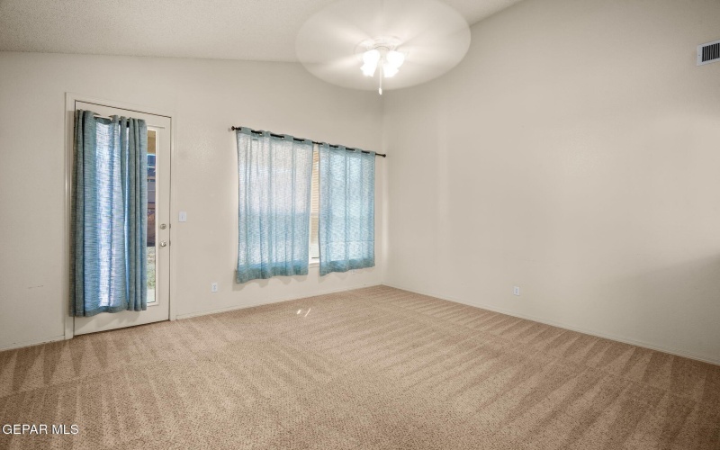 5468 FRANCISCO ROQUE Drive, El Paso, TX 79934, 3 Bedrooms Bedrooms, ,2 BathroomsBathrooms,Residential,For Sale,5468 FRANCISCO ROQUE Drive,0,933635