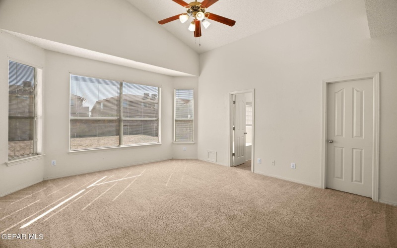 5468 FRANCISCO ROQUE Drive, El Paso, TX 79934, 3 Bedrooms Bedrooms, ,2 BathroomsBathrooms,Residential,For Sale,5468 FRANCISCO ROQUE Drive,0,933635