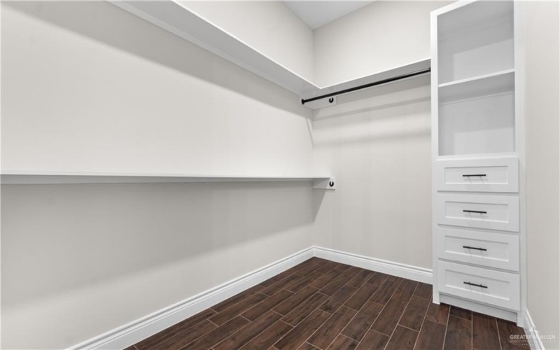 2004 Hole No. 6, Mission, TX 78572, 3 Bedrooms Bedrooms, ,2 BathroomsBathrooms,Residential,For Sale,2004 Hole No. 6,0,486914