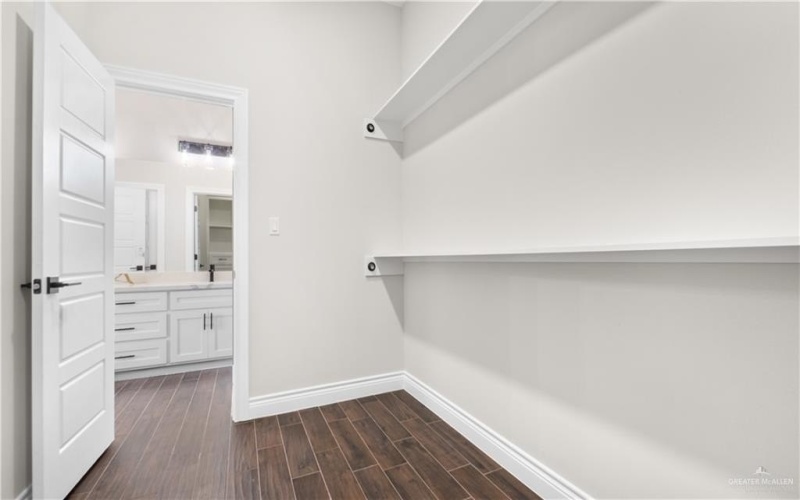 2004 Hole No. 6, Mission, TX 78572, 3 Bedrooms Bedrooms, ,2 BathroomsBathrooms,Residential,For Sale,2004 Hole No. 6,0,486914