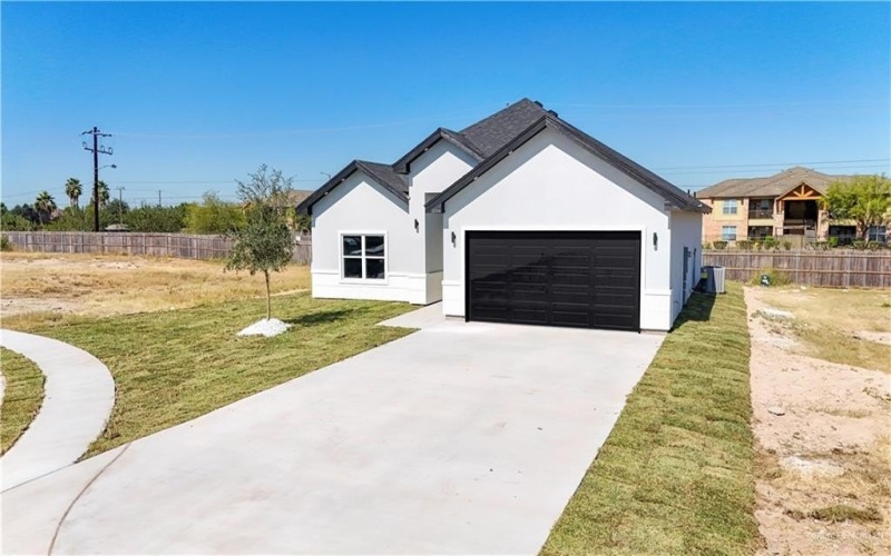 2004 Hole No. 6, Mission, TX 78572, 3 Bedrooms Bedrooms, ,2 BathroomsBathrooms,Residential,For Sale,2004 Hole No. 6,0,486914