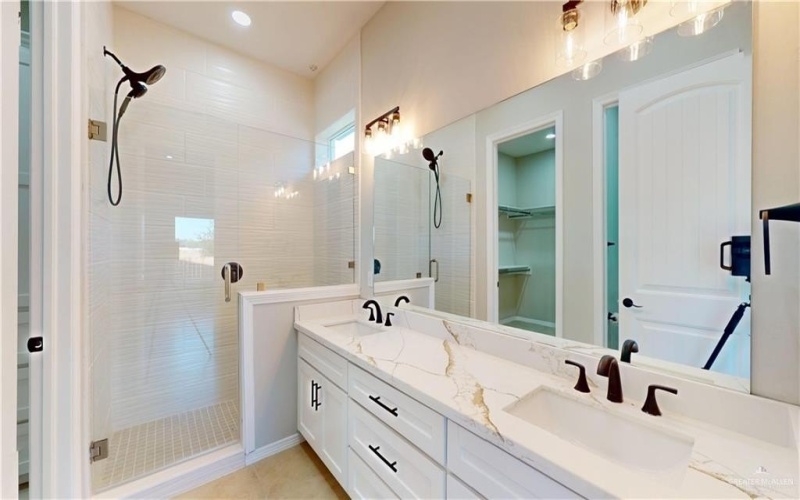 3802 Crimson Avenue, Mission, TX 78574, 3 Habitaciones Habitaciones , ,2 BañosBaños,Residential,En Venta,3802 Crimson Avenue,0,486930