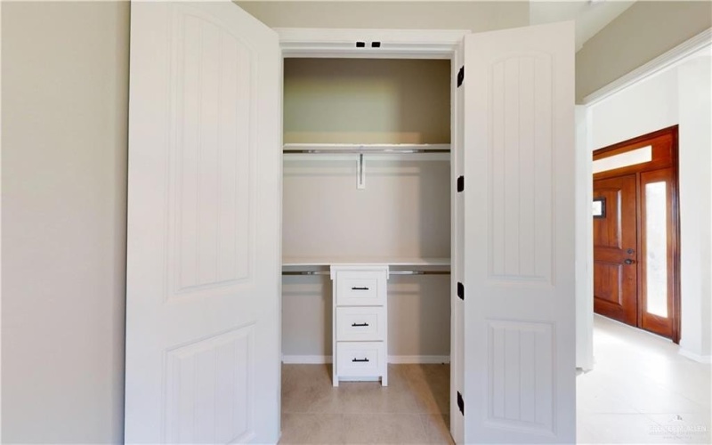 3802 Crimson Avenue, Mission, TX 78574, 3 Habitaciones Habitaciones , ,2 BañosBaños,Residential,En Venta,3802 Crimson Avenue,0,486930