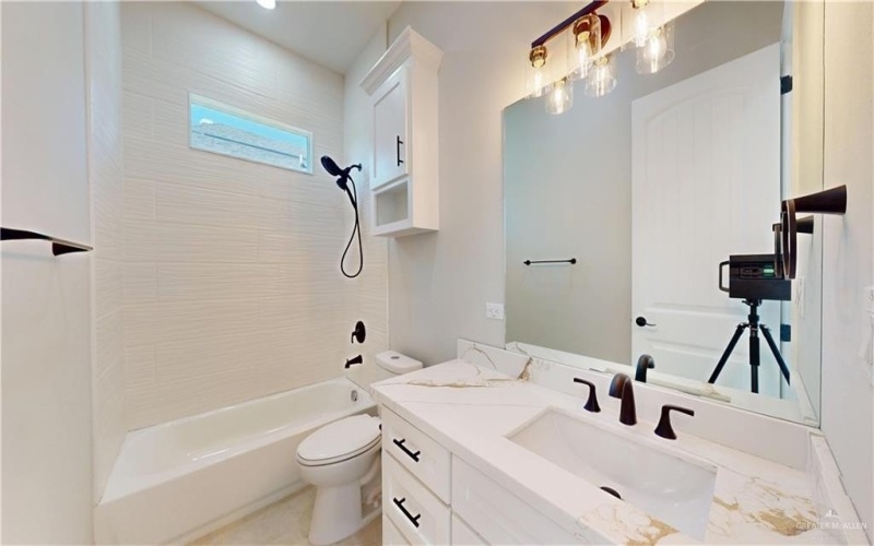 3802 Crimson Avenue, Mission, TX 78574, 3 Habitaciones Habitaciones , ,2 BañosBaños,Residential,En Venta,3802 Crimson Avenue,0,486930