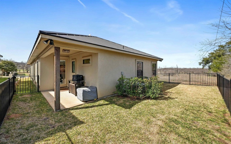 341 Sun Ray, Horseshoe Bay, TX 78657, 2 Habitaciones Habitaciones , ,2 BañosBaños,Residential,En Venta,341 Sun Ray,0,175679