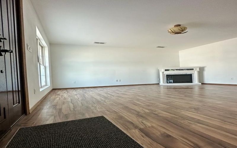 2137 Texas St, Pecos, TX 79772, 2 Habitaciones Habitaciones , ,2 BañosBaños,Residential,En Venta,2137 Texas St,0,160767