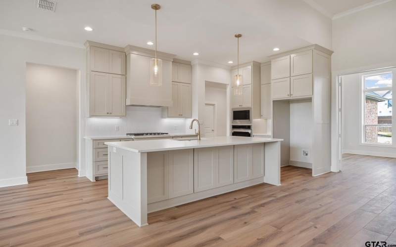 4472 Keechi Creek Road, Tyler, TX 75703, 4 Habitaciones Habitaciones , ,2 BañosBaños,Residential,En Venta,4472 Keechi Creek Road,25003113