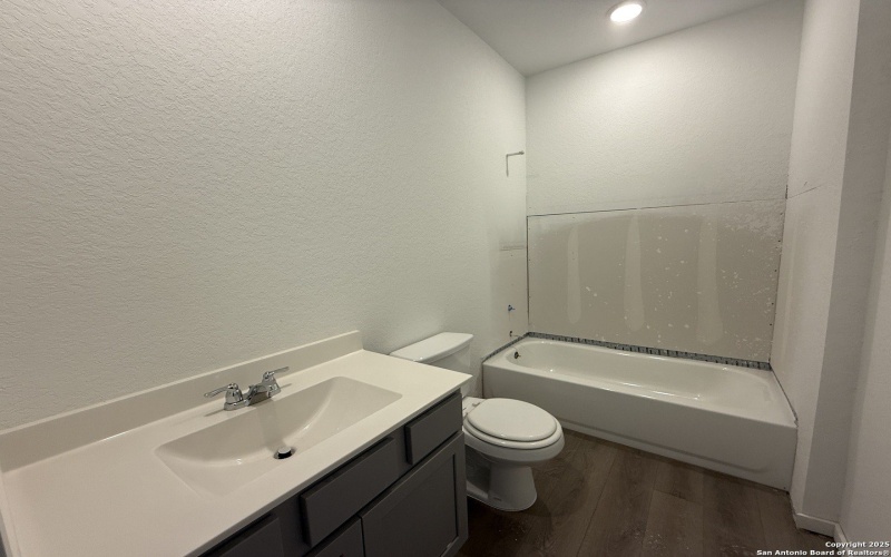 7610 Birch Hollow, San Antonio, TX 78252, 4 Bedrooms Bedrooms, ,3 BathroomsBathrooms,Residential,For Sale,7610 Birch Hollow,0,1922617